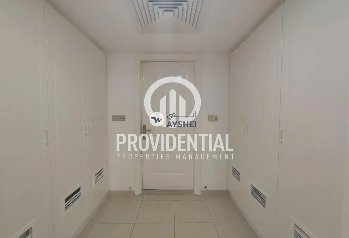 APARTMENT FOR RENT IN AL SHAHEEN TOWER, AL KHALIDIYA-13-13