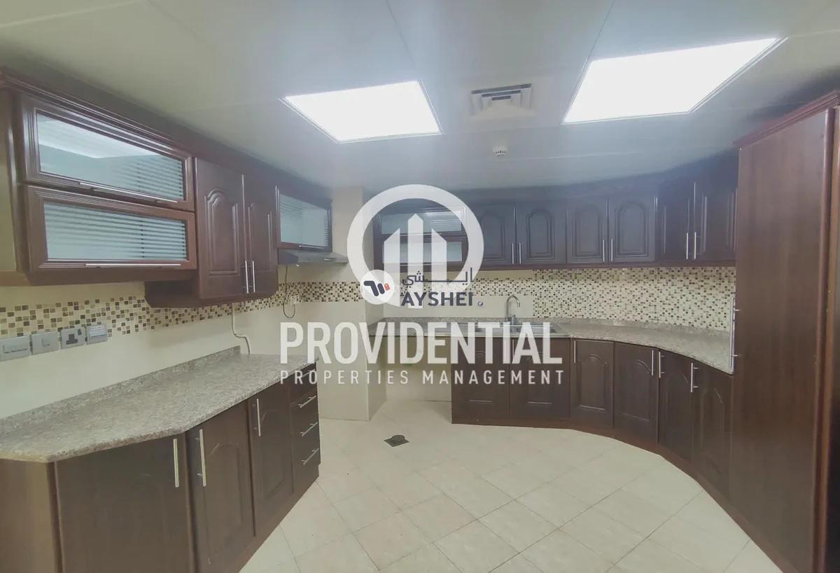 APARTMENT FOR RENT IN AL SHAHEEN TOWER, AL KHALIDIYA-5-5