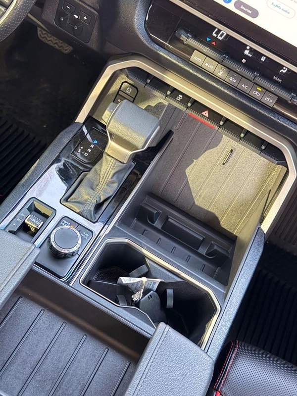 Toyota Tundra Toyota Tundra 2025 model low mileage