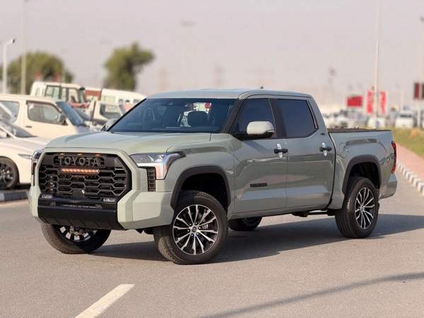 Toyota Tundra Toyota Tundra 2025 model low mileage