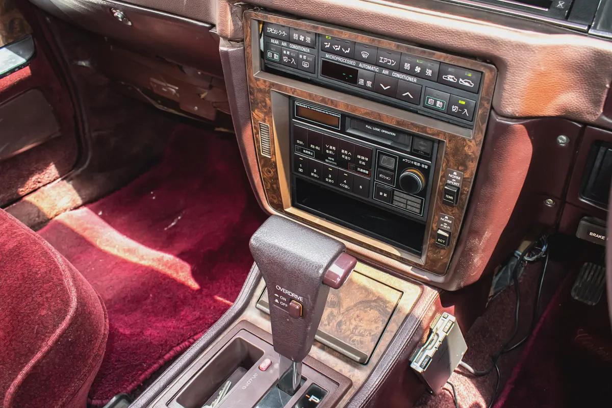1989-TOYOTA CENTURY - JAPAN IMPOTERD - ONLY 53,000 KM-12-12
