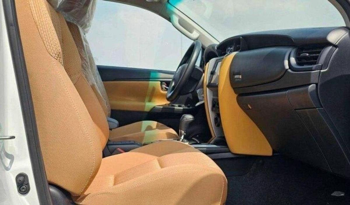 Toyota Fortuner Toyota Fortuner 2.7L petrol Full Option 4x4 2024-8-8