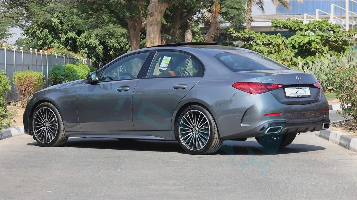 2026 Mercedes-Benz C200 AMG Premium EQ Boost RWD GCC 0Km With 2 Years Unlimited Mileage Warranty-4-4