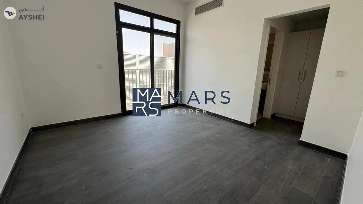 SPACIOUS 4BHK END UNIT VILLA FOR RENT IN NASMA-8-8