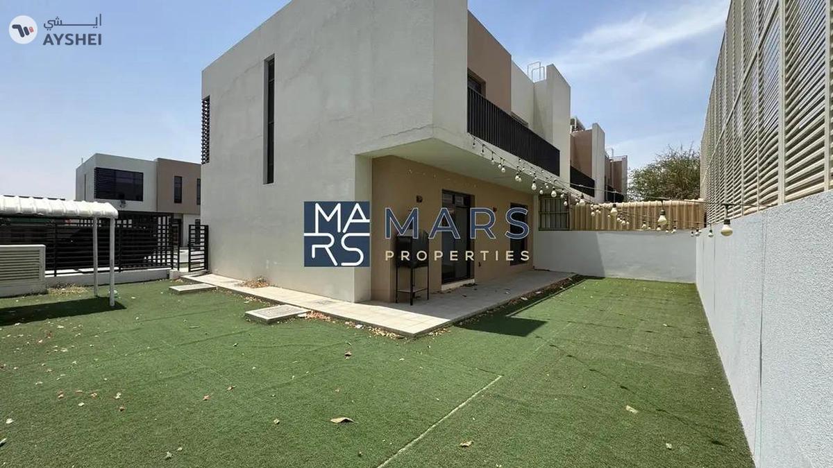 SPACIOUS 4BHK END UNIT VILLA FOR RENT IN NASMA-0-landscape