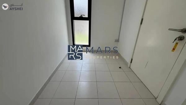 SPACIOUS 4BHK END UNIT VILLA FOR RENT IN NASMA