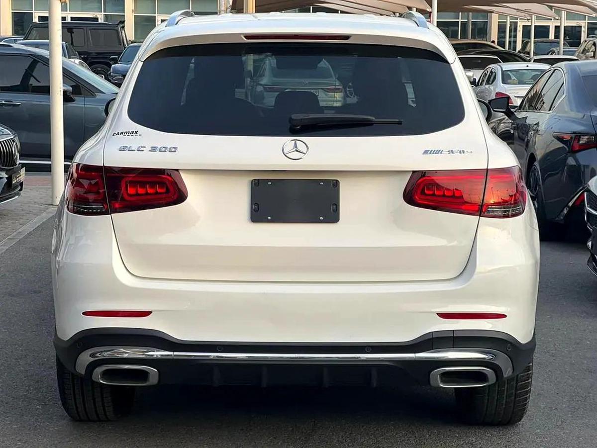 Mercedes benz Glc300 Model 2021-3-3