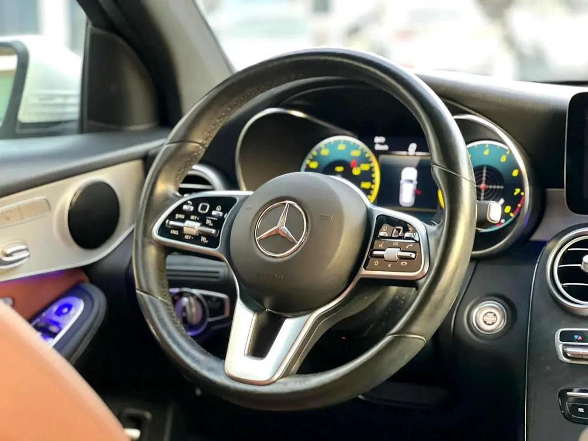 Mercedes benz Glc300 Model 2021-5-5