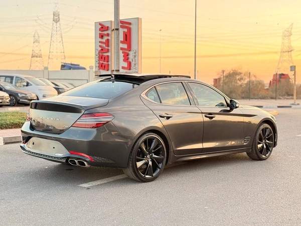 Genesis G70 Platinum 2.0L AWD