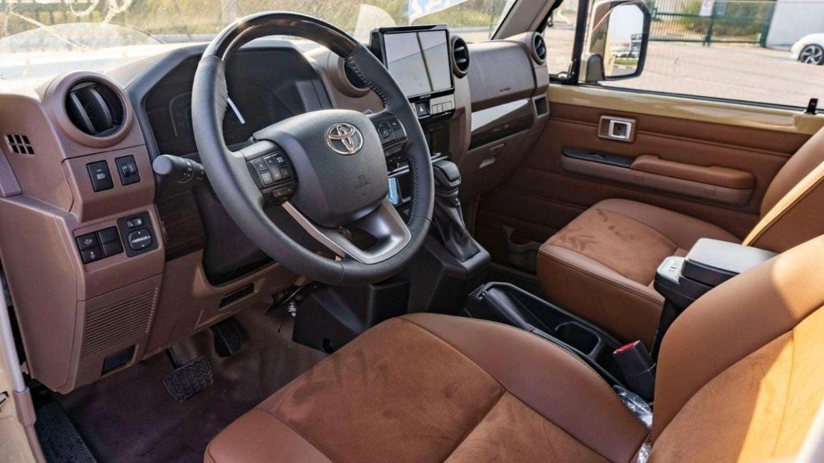 Toyota Land Cruiser Pick Up 2024 Toyota Land Cruiser Single Cab 2.8L Diesel Full option-2-2