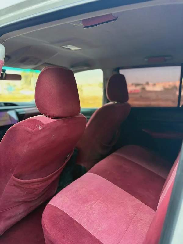 Hilux 2.7 2019 AUTOMATIC petrol