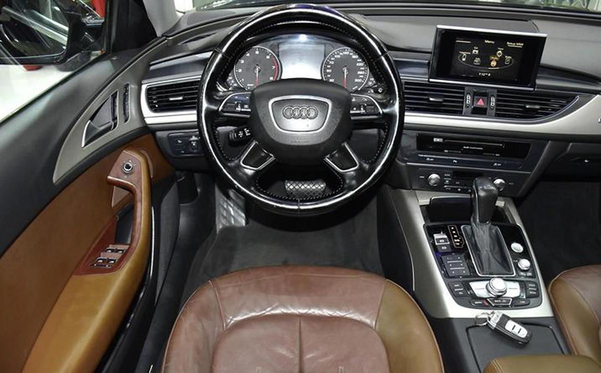 Audi A6 35FSi Quattro ( 2016 Model ) in Black Color GCC Specs-10-10