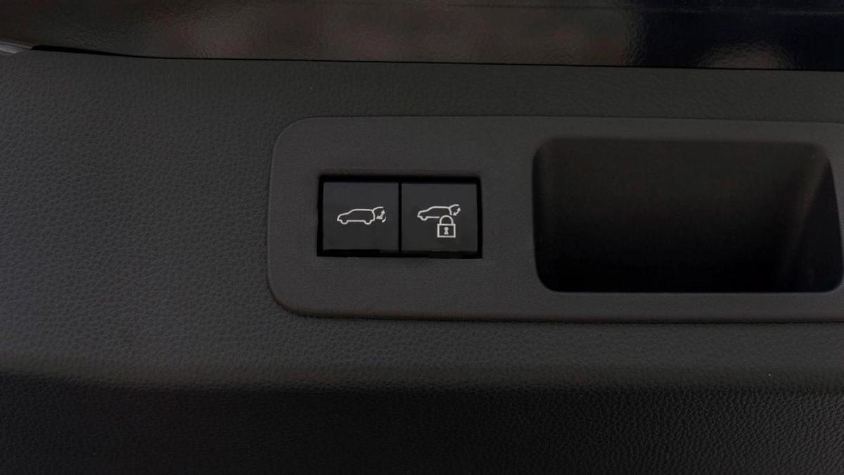 Toyota Land Cruiser LC VX 3.3D\(LHD) TOYOTA LAND CRUISER LC300 VX 3.3D AT MY2025 – BLACK-14-14