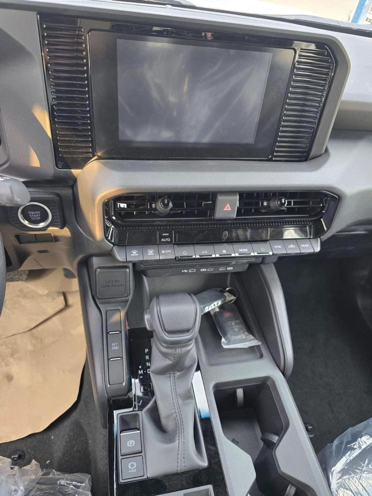 Toyota Prado TOYOTA PRADO FULL OPTION 2026 MODEL-12-12