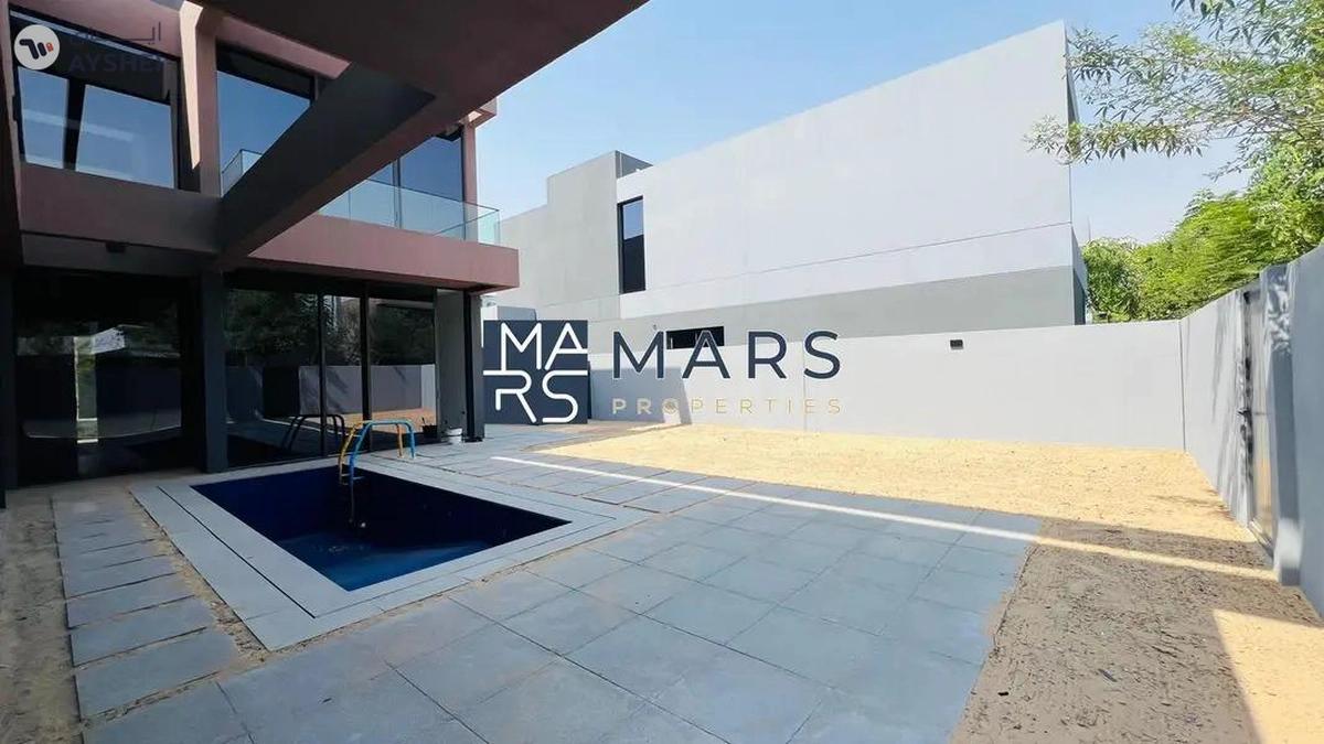 Brand New Stand Alone Villa in Lavish Community.-3-3