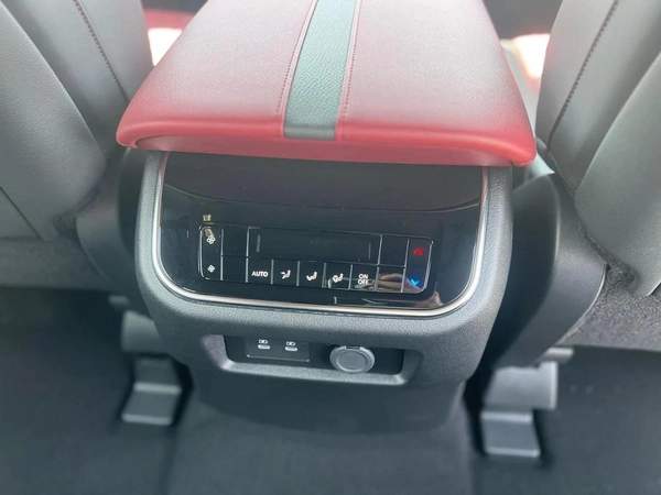 Nissan Patrol LE PLATINUM