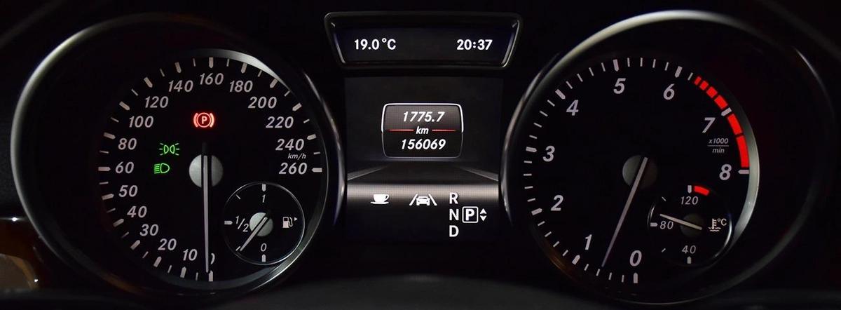 Mercedes Benz GL500 4Matic ( 2013 Model ) in White Color GCC Specs-5-5
