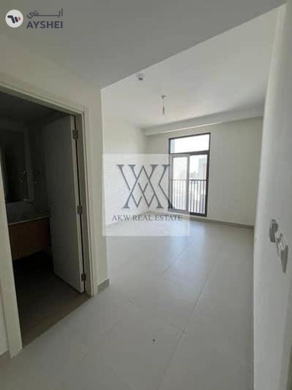 ROUNDABOUT FACING | BEAUTIFUL INTERIOR | SPACIOUS