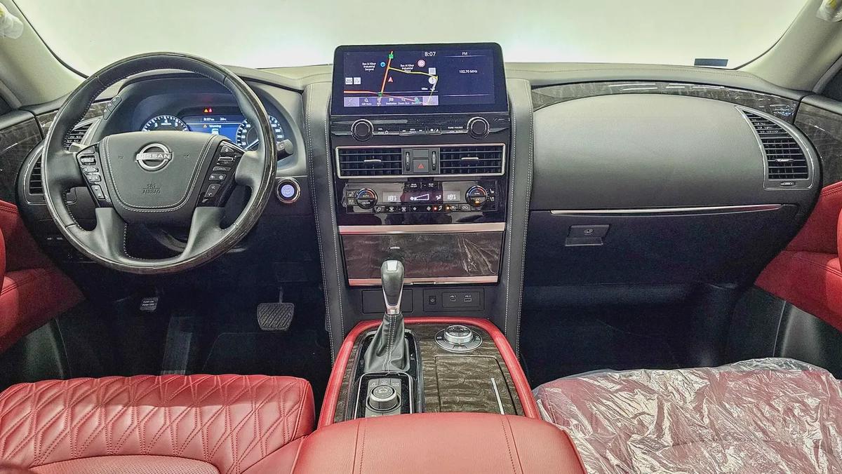 NISSAN - PATROL - LE PLATINUM - V 8 - 2024 MODEL - GCC SPECS - 18000KM - GREY COLOR-1-1