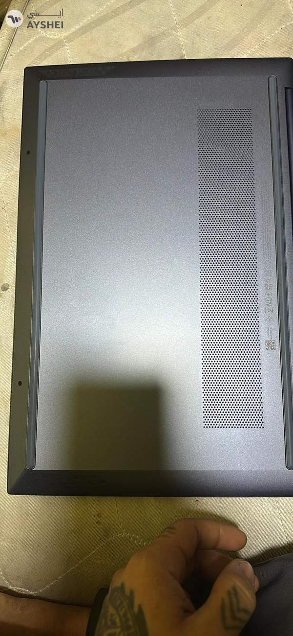 laptops selling
