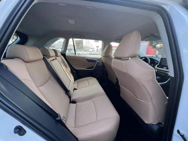 Toyota RAV4 2.5L (4WD) EXR