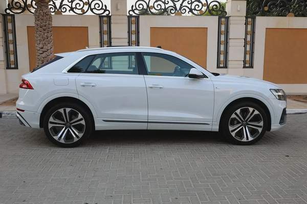 Audi Q8 (55 TFSI Quattro)-2020-72000KM-GCC SPECS