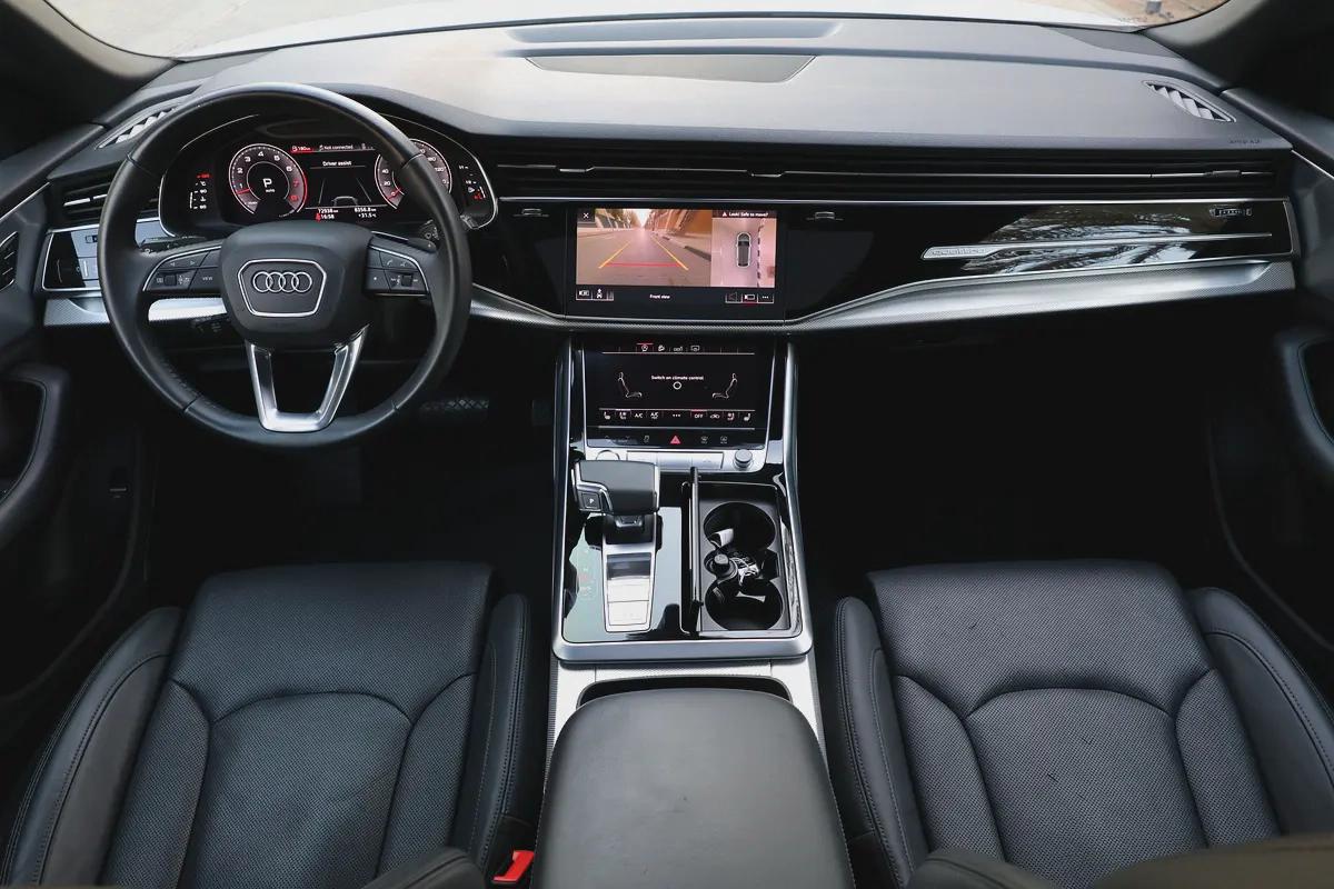 Audi Q8 (55 TFSI Quattro)-2020-72000KM-GCC SPECS-12-12