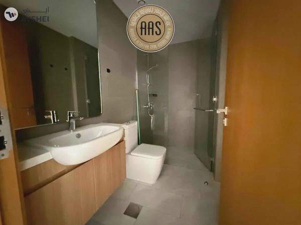 Single Row 4BR Townhouse Villa Available For Rent in Villanova