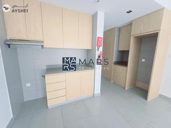 Balcony Studio | Apartment | Open Wide View | Corner Unit