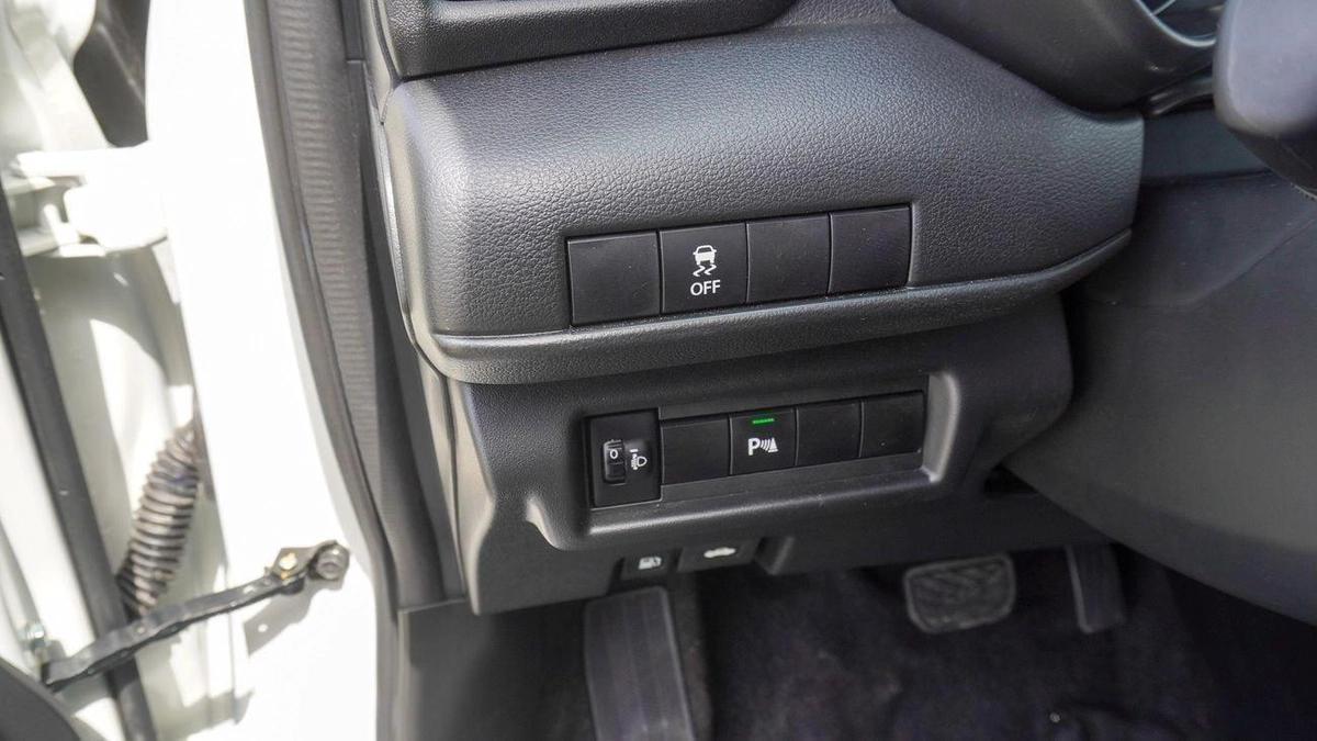 Suzuki Swift Brand New Suzuki Swift 2026 1.2L FWD Petrol |White/Black |N-SWI12- P-26 |FOR EXPORT-6-6