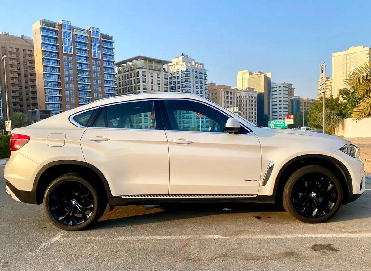 2018 BMW X6 Xdrive 35i || GCC specs || FULL AGENCY SERVICED || ACCIDENT FREE || CARPLAY-12-12