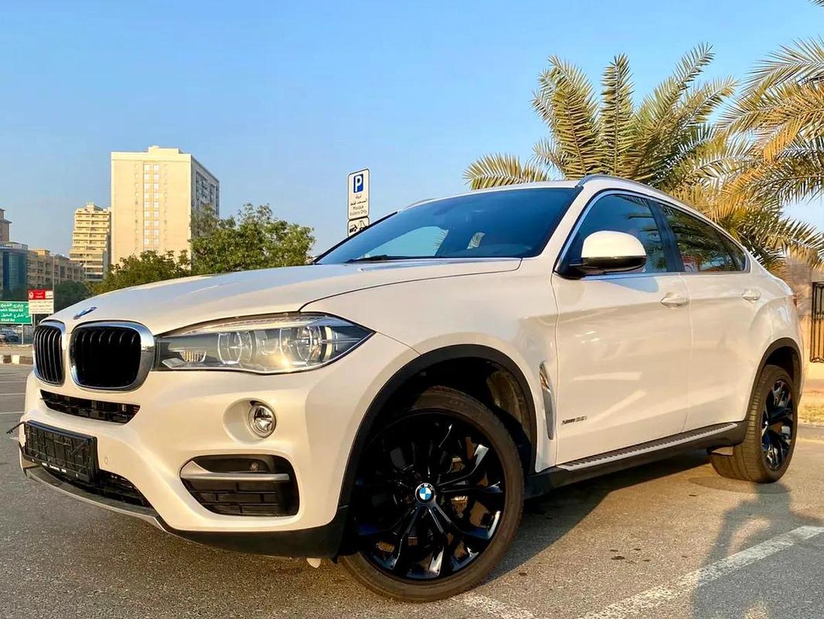 2018 BMW X6 Xdrive 35i || GCC specs || FULL AGENCY SERVICED || ACCIDENT FREE || CARPLAY-0-0