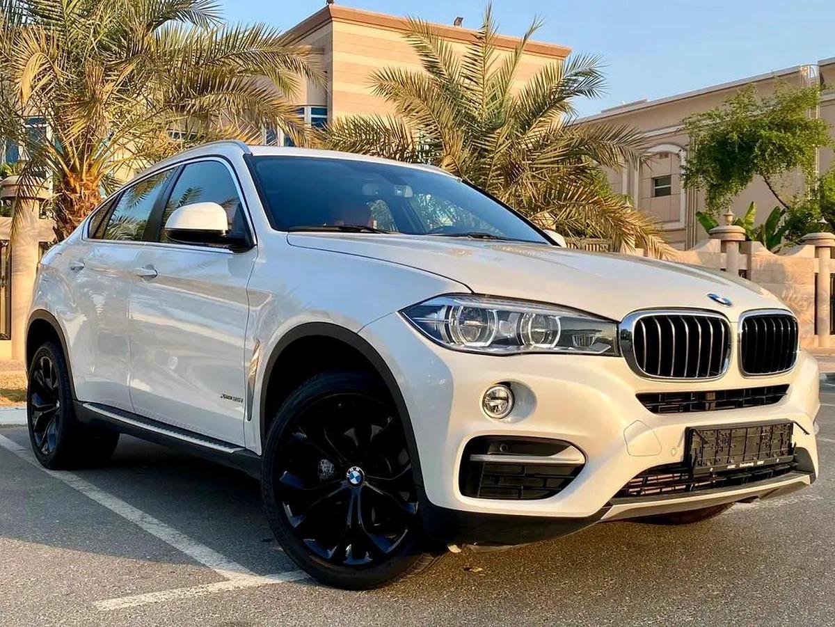 2018 BMW X6 Xdrive 35i || GCC specs || FULL AGENCY SERVICED || ACCIDENT FREE || CARPLAY-2-2