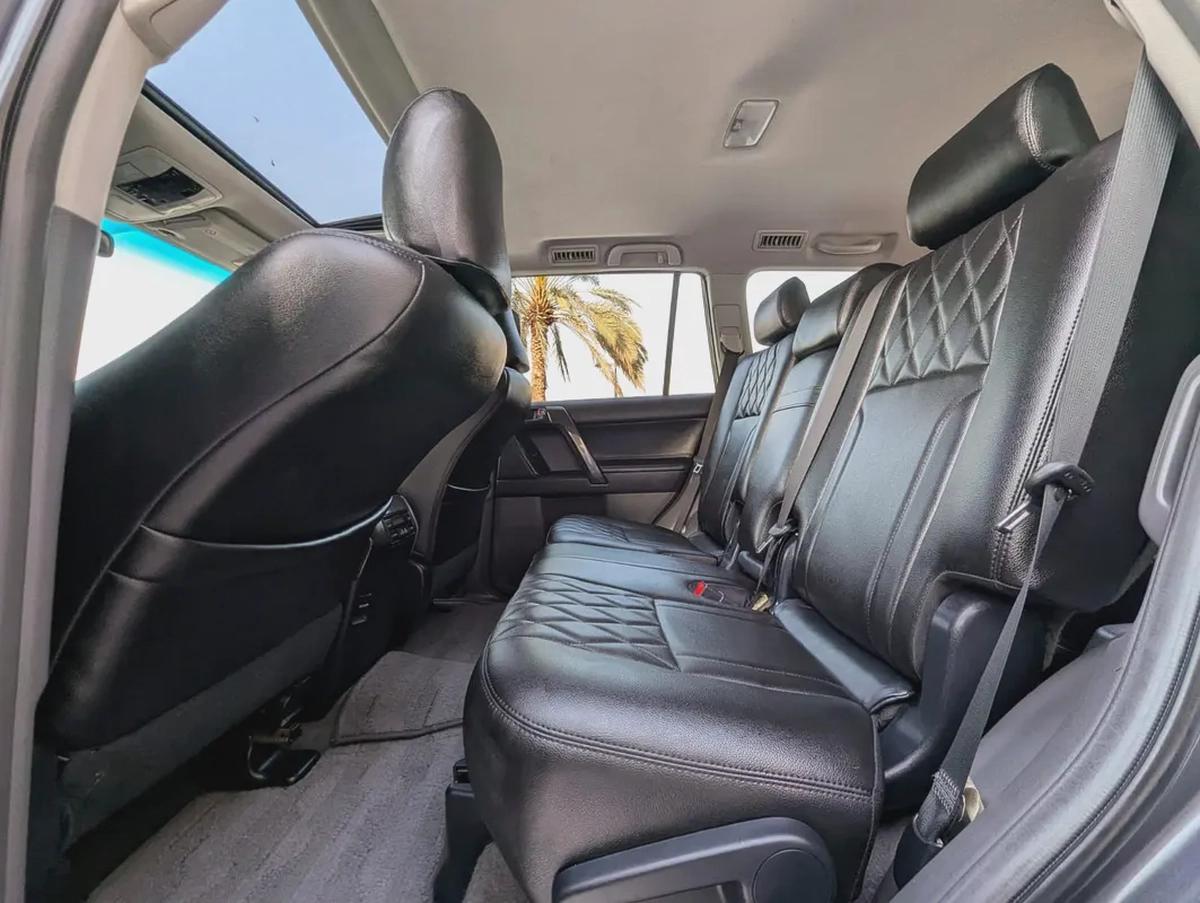 TOYOTA PRADO 2010 FACELIFTED 2023 WITH INTERIOR AND EXTERIOR GCC FULL OPTION IN EXCELLENT CONDITION-4-4