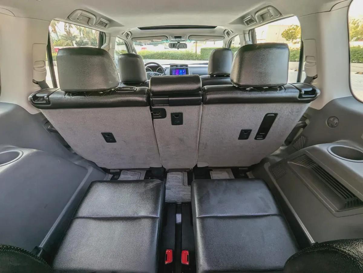 TOYOTA PRADO 2010 FACELIFTED 2023 WITH INTERIOR AND EXTERIOR GCC FULL OPTION IN EXCELLENT CONDITION-10-10