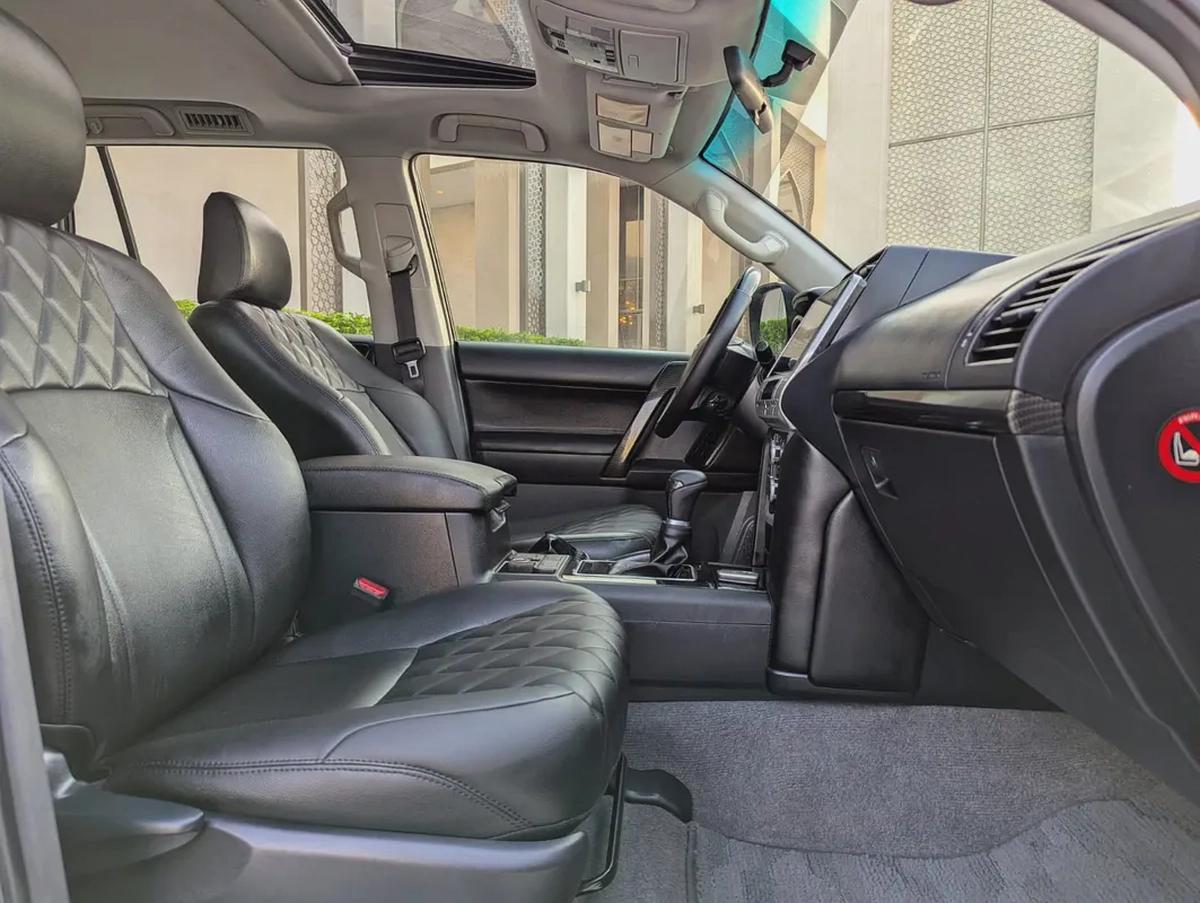 TOYOTA PRADO 2010 FACELIFTED 2023 WITH INTERIOR AND EXTERIOR GCC FULL OPTION IN EXCELLENT CONDITION-11-11