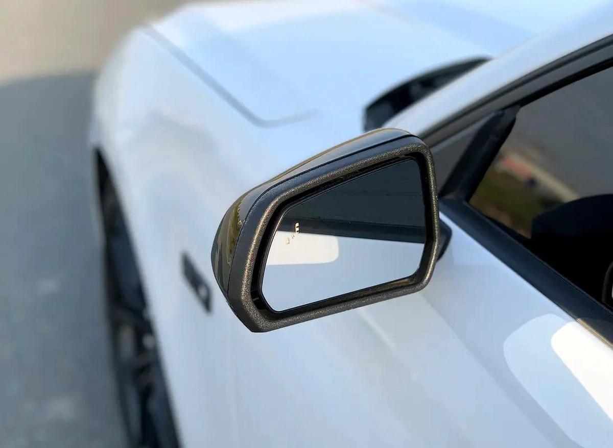 Ford Mustang GT-1-1