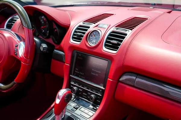 2015 Porsche Boxster GTS - GCC Specs