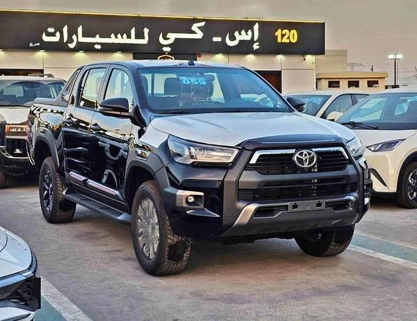 Toyota Hilux SR5 ADVENTURE / 4.0L V6 PETROL / 360 CAMERA / FR & REAR CAMERA / AUTO A.C