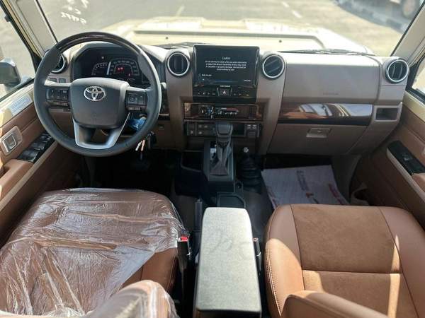 Toyota Land Cruiser Pick Up