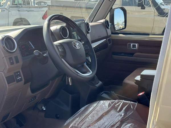 Toyota Land Cruiser Pick Up