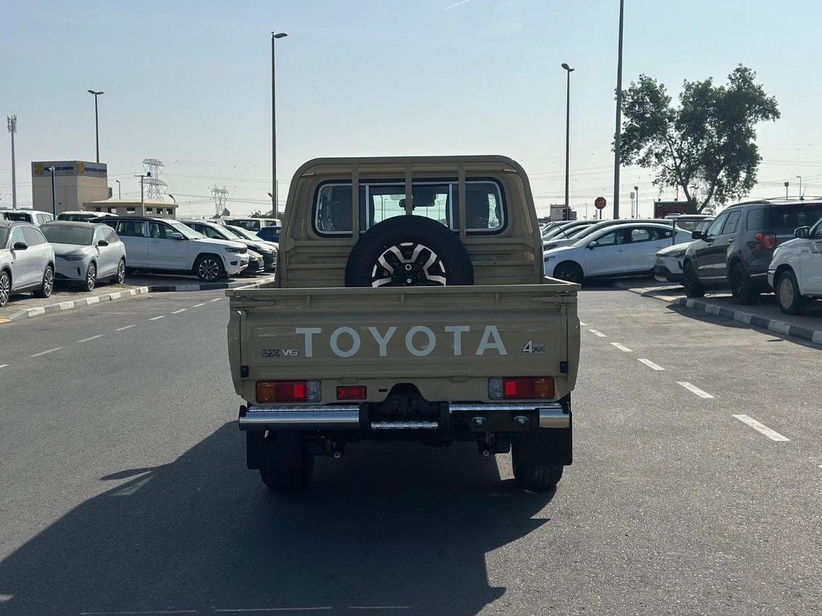 Toyota Land Cruiser Pick Up-14-14