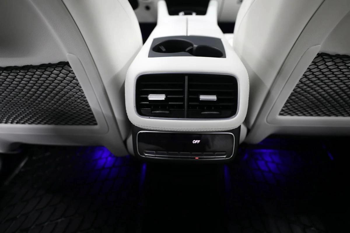 Maybach Kit | 3700 AED monthly Under Warranty Till 2027 | Free Insurance and Registration-3-3