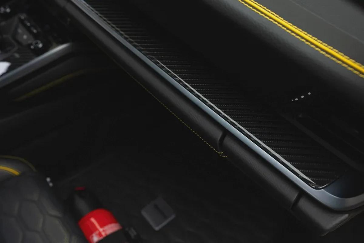 2023 PORSCHE 911 BRABUS 900 ROCKET R | FULL CARBON | 1 OF 25 | 900 HP-15-15