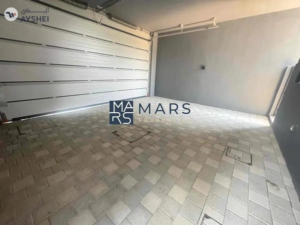 The Cozy & Modern Living Style Brand New 5 Bedroom villa in Masaar