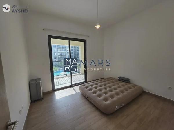 🌊 Sea Breeze Living | 1BR with Pool View!