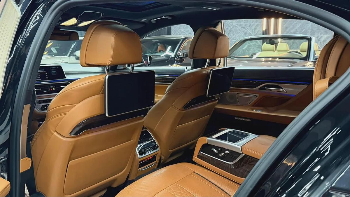 2018 BMW 750Li, WARRANTY, FULL BMW SERVICE HISTORY, FULLY LOADED, WARRANTY AND FINANCE AVAILABLE-10-10