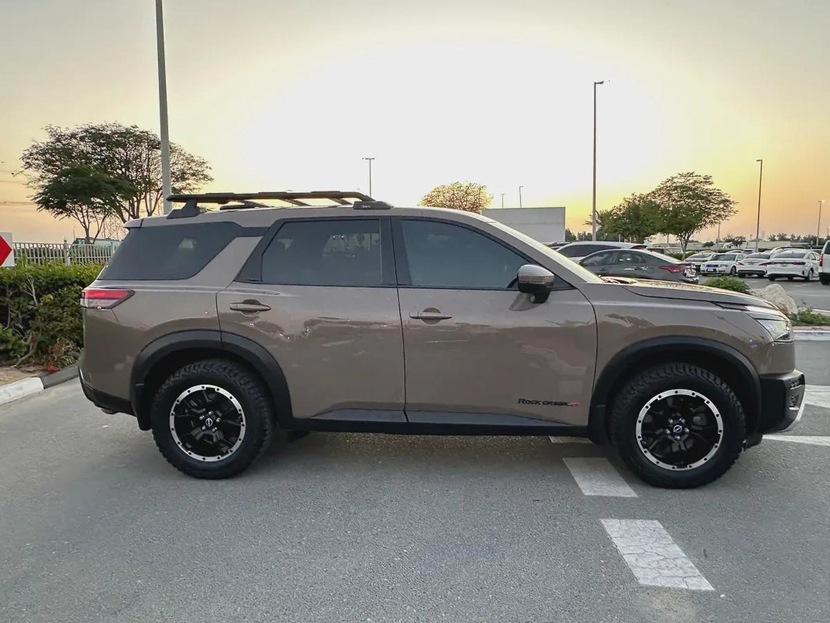 2024 Nissan Pathfinder - American Specs - Brand New-5-5