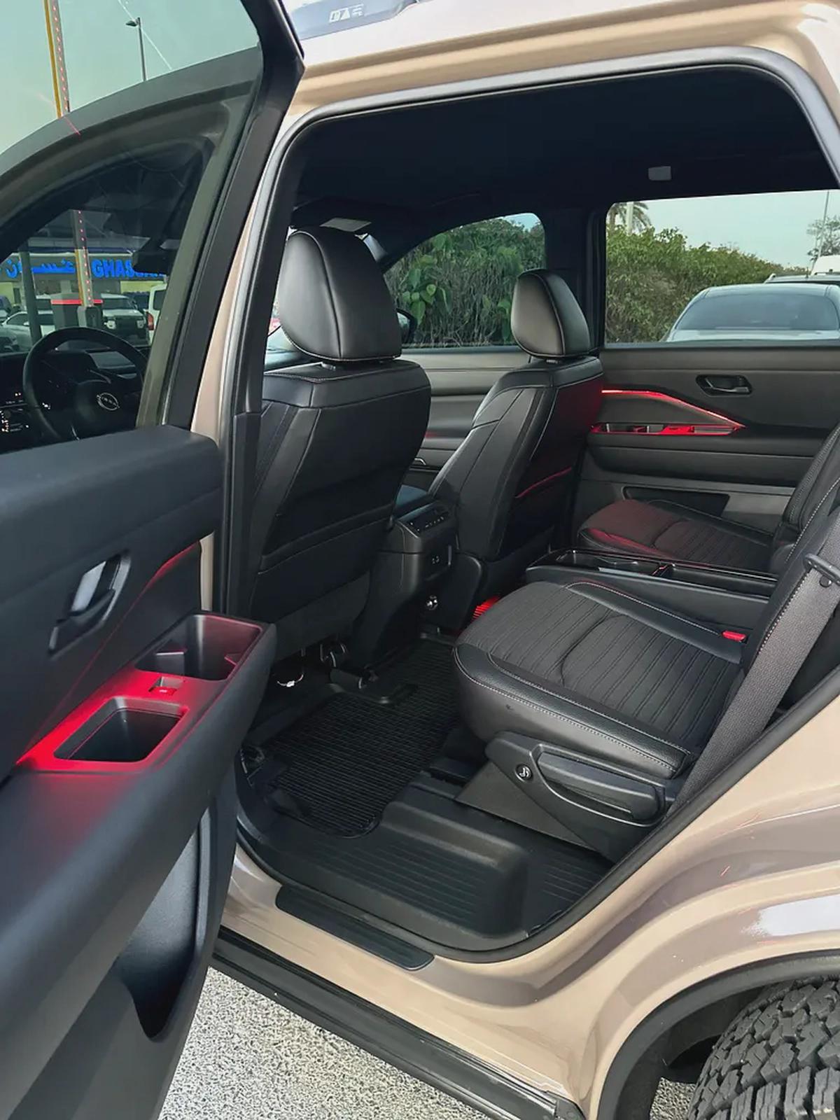 2024 Nissan Pathfinder - American Specs - Brand New-10-10