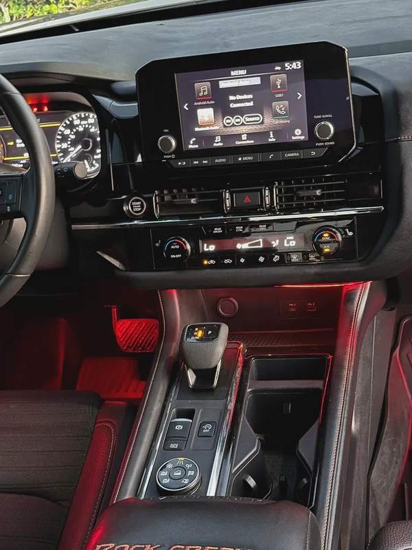 2024 Nissan Pathfinder - American Specs - Brand New